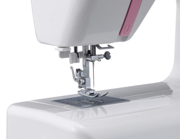 Электромеханическая швейная машина Janome XE337